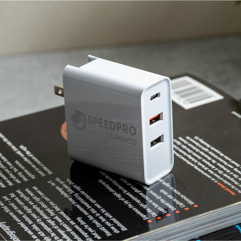 SpeedPro Fast Charger - GadgetCrate